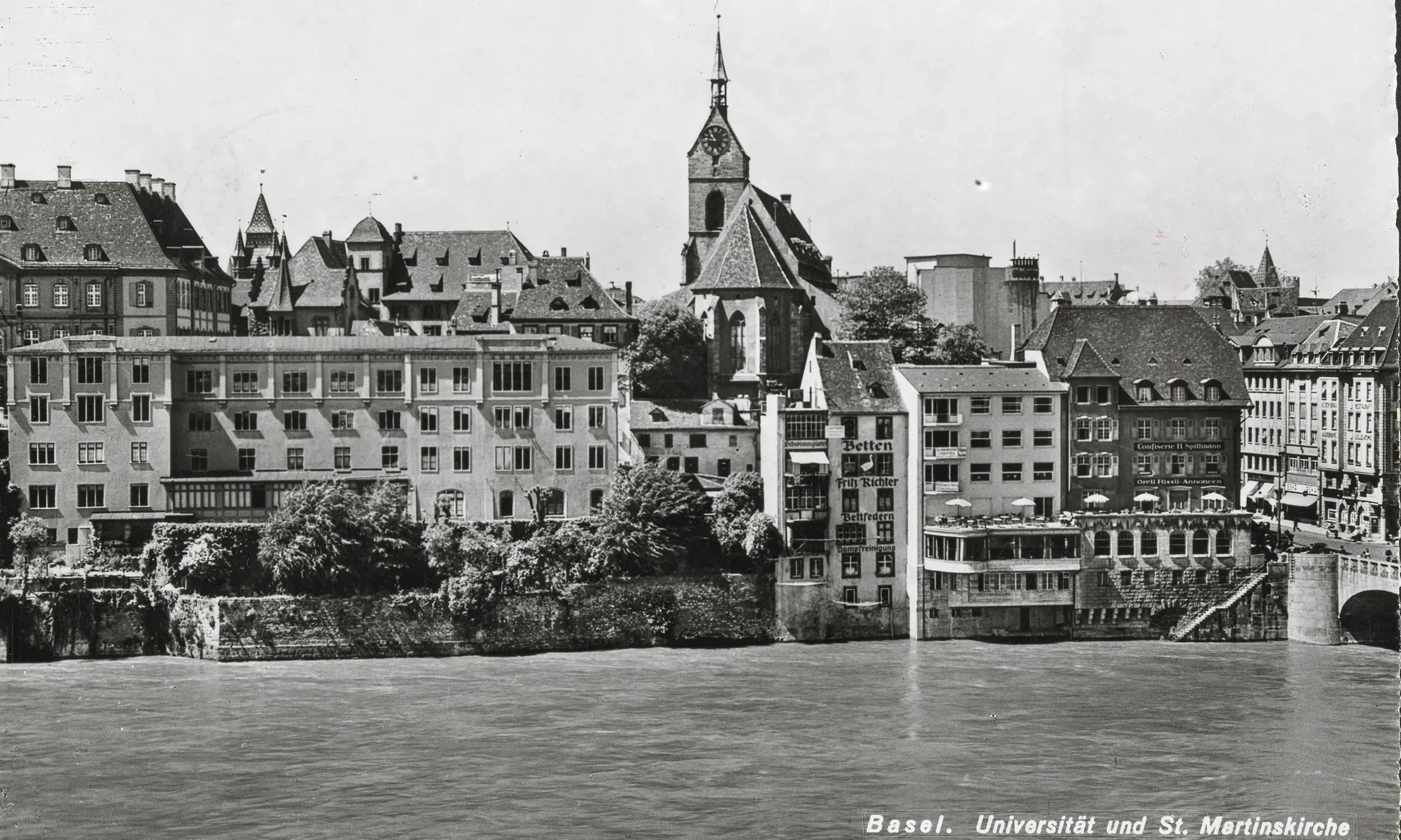 Postkarte der mittleren Rheinbrücke mit Martinskirche und alter Universität